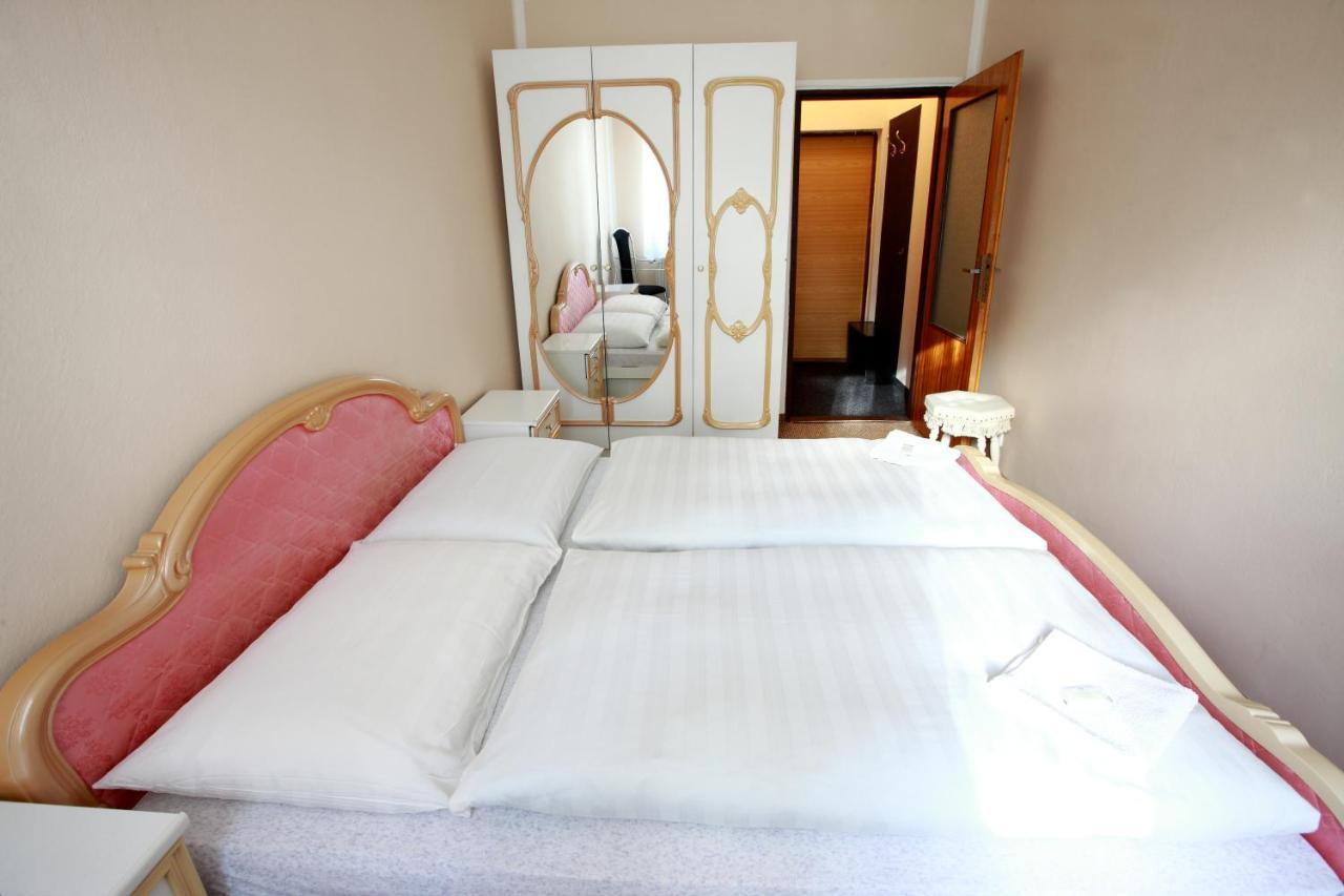Hotel Slavie Klášterec nad Ohří Eksteriør bilde