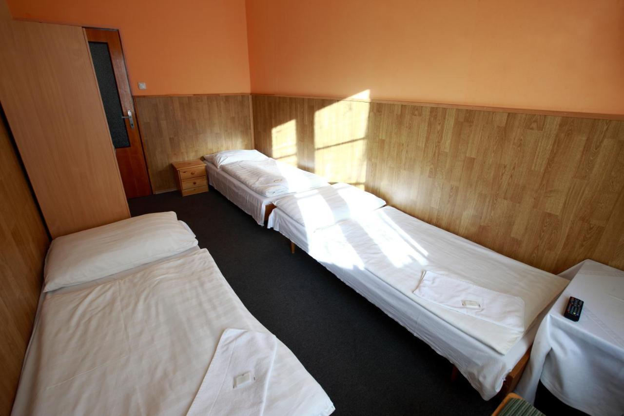 Hotel Slavie Klášterec nad Ohří Eksteriør bilde